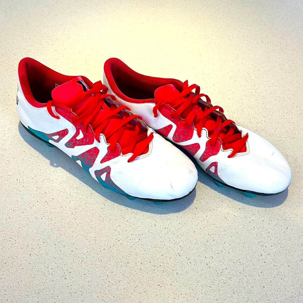 Women’s adidas 15.4 soccer cleats